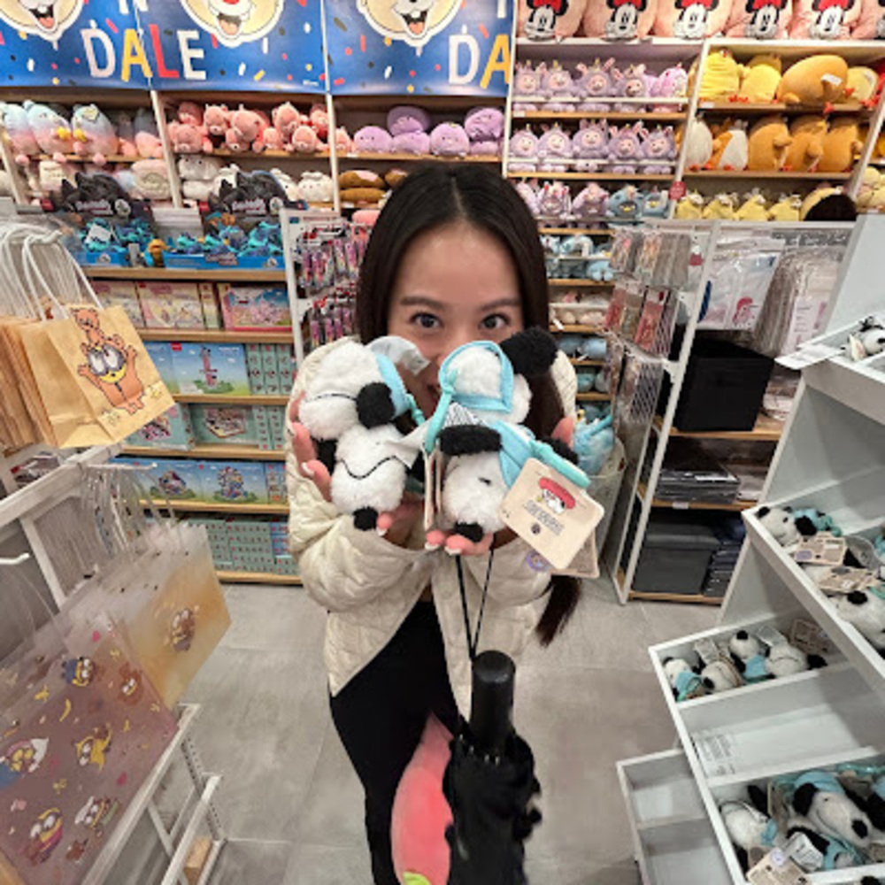 Meet your Posher, Lilly